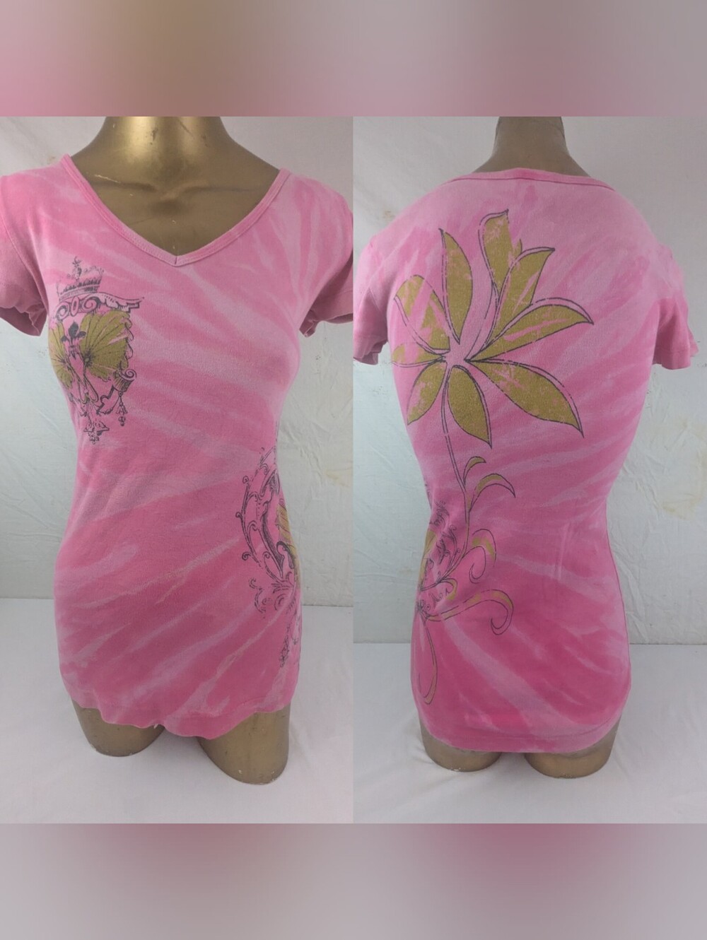 Sledge USA Pink V-Neck Top With Floral Designs Medium